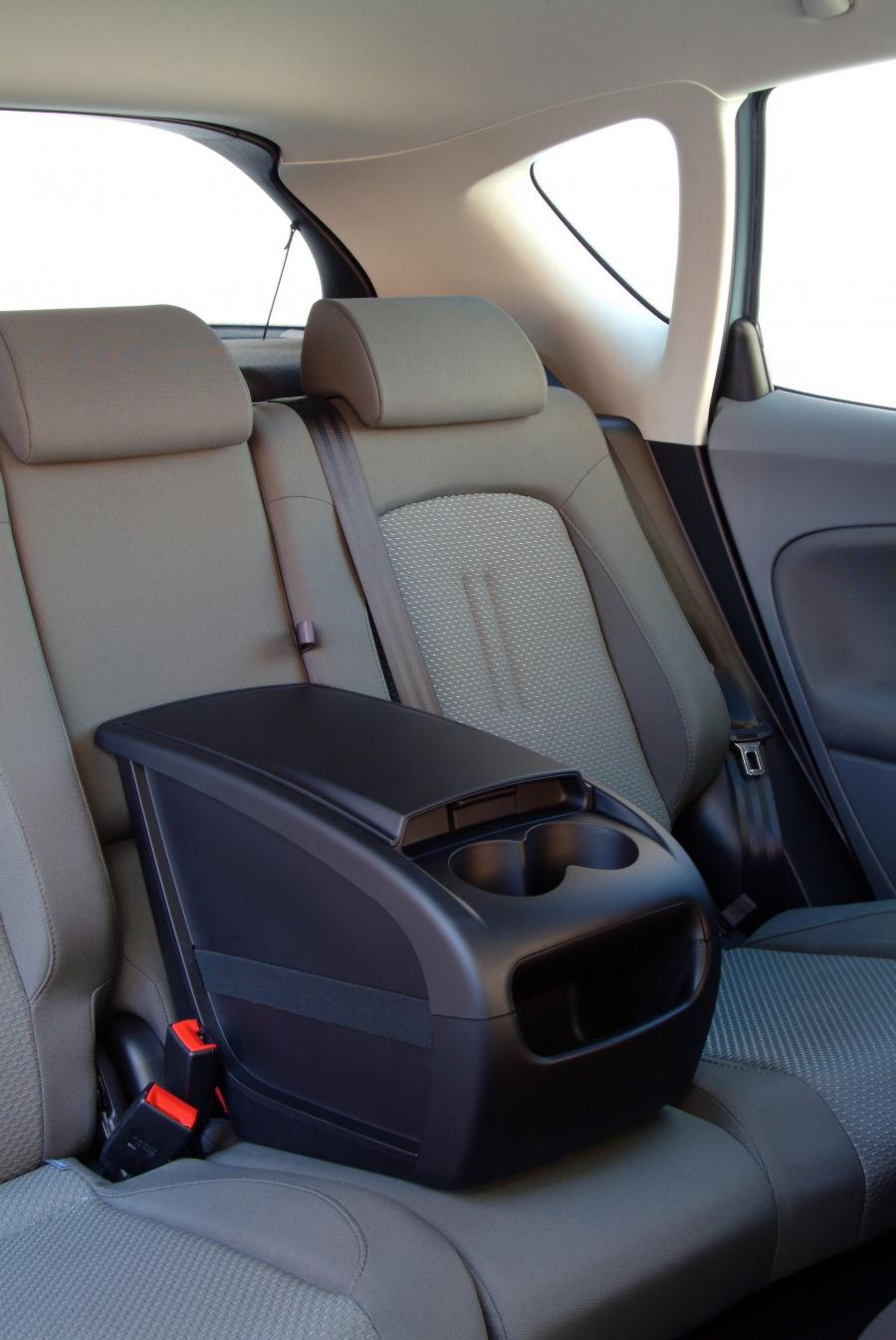  Seat Toledo 2004 года  (фото 14 из 110)